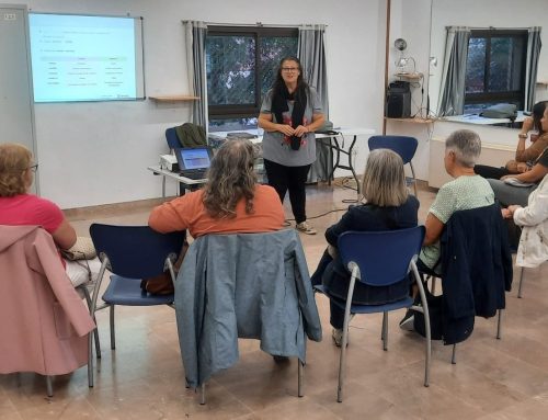 Primera sesión del taller «Como mantener la calma en el día a día» en el Centro Cívico de Ponent