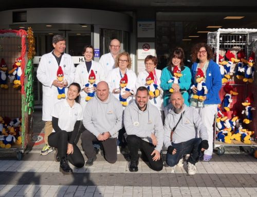 Els personatges de PortAventura World visiten els infants ingressats a l’Hospital Joan XXIII