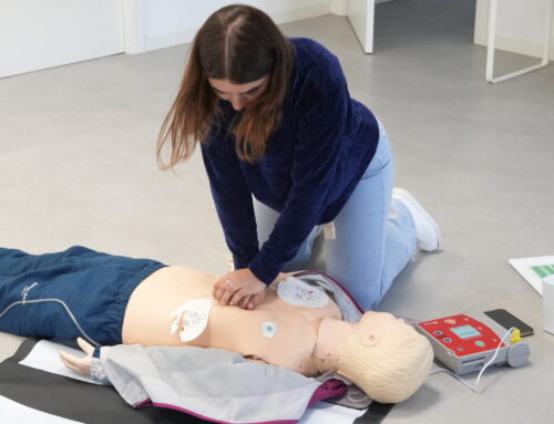 Saber hacer una reanimación cardiopulmonar puede salvar vidas. Apúntate al curso gratuito!