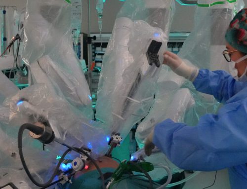 L’ús de robots situa l’Hospital Joan XXIII a l’avantguarda de la cirurgia toràcica